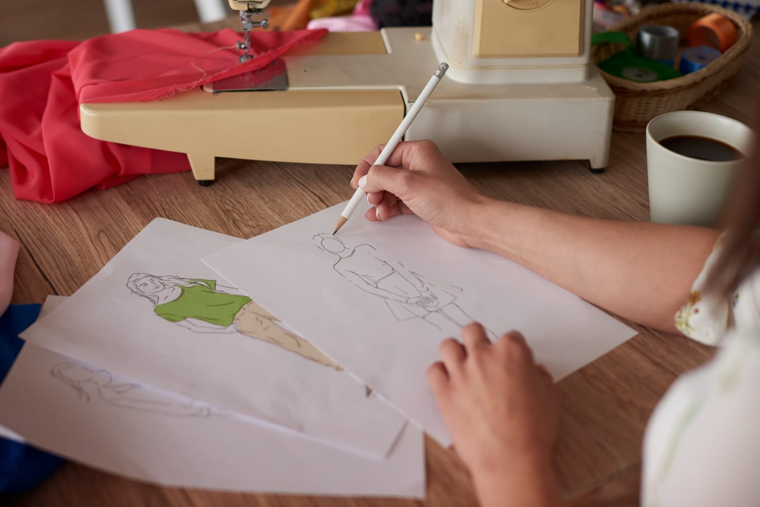 become a fashion designer