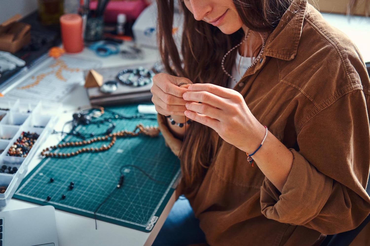 learn in a jewellery designing course